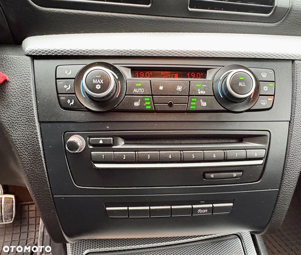 BMW Seria 1 118i Edition Sport - 7