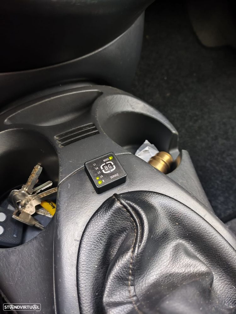 Ford Focus 1.4 Ambiente - 6