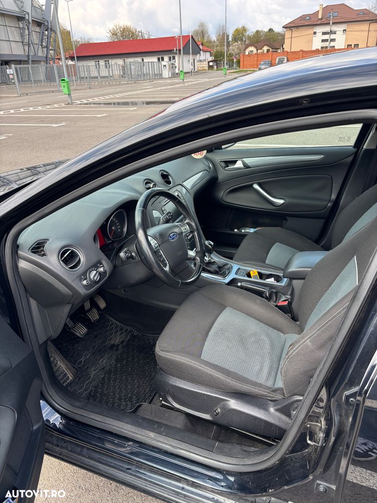 Ford Mondeo 1.6 TDCi ECOnetic - 12