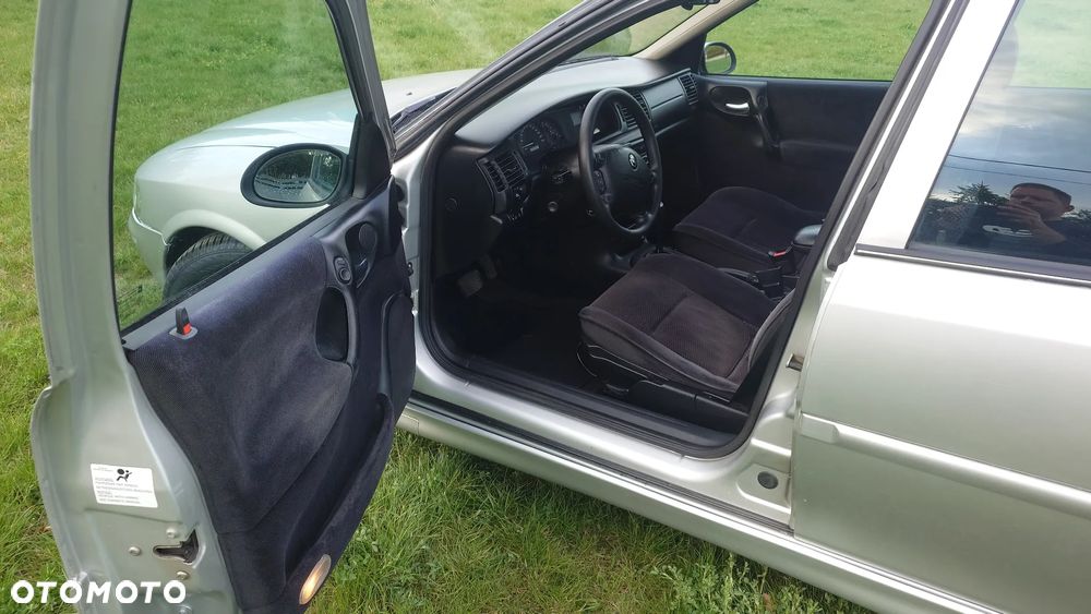 Opel Vectra - 17