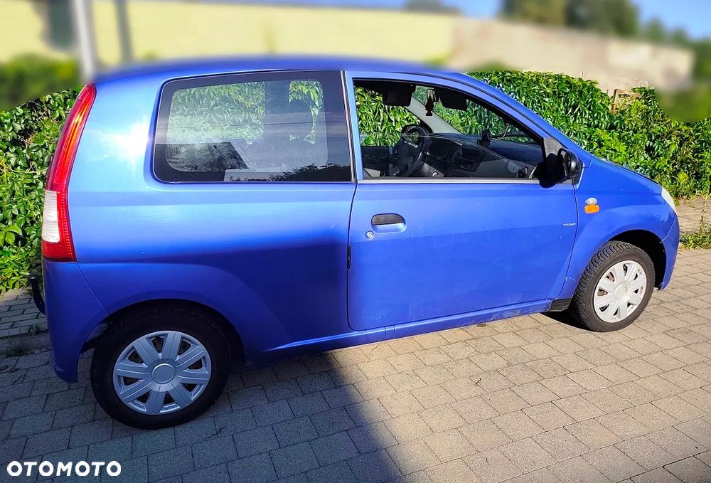 Daihatsu Cuore - 4