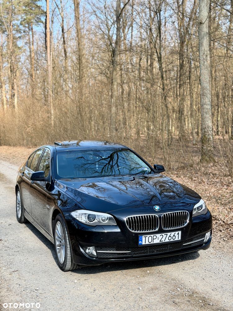 BMW Seria 5 535i xDrive Sport-Aut - 4