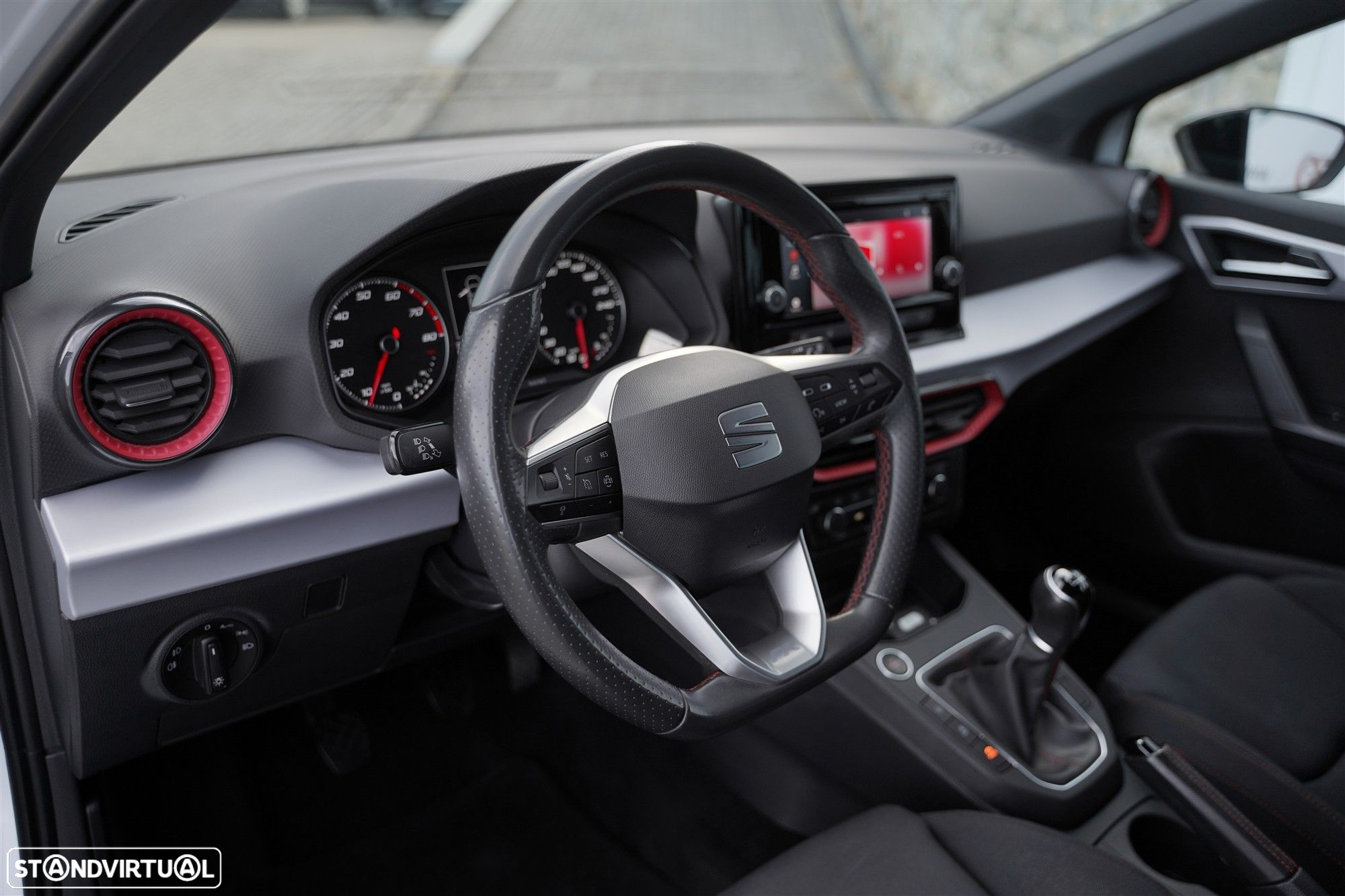 SEAT Ibiza 1.0 TSI FR - 25