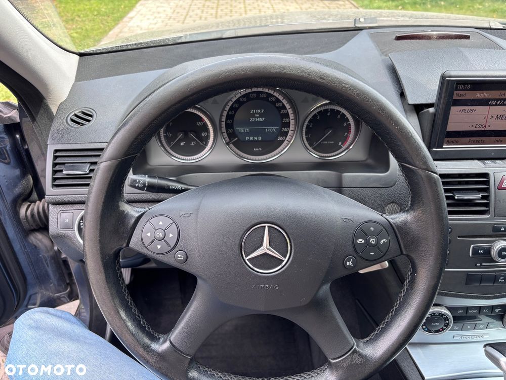 Mercedes-Benz Klasa C 300 7G-TRONIC Avantgarde - 7