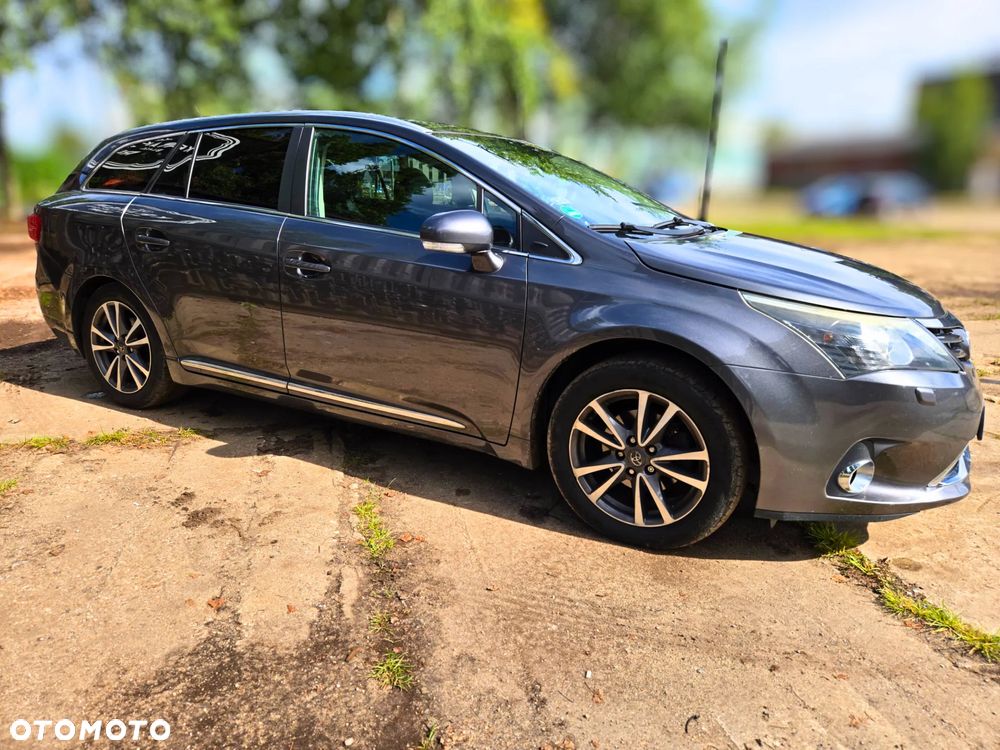 Toyota Avensis 2.0 Prestige EU5 MS - 13