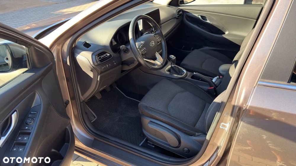 Hyundai i30 1.5 T-GDI 48V Comfort - 16