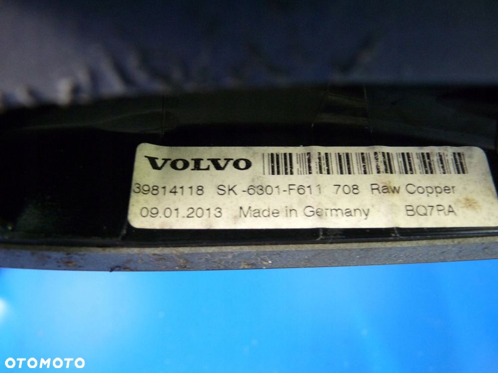 VOLVO V40 II ANTENA DACHOWA PŁETWA OSŁONA - 2