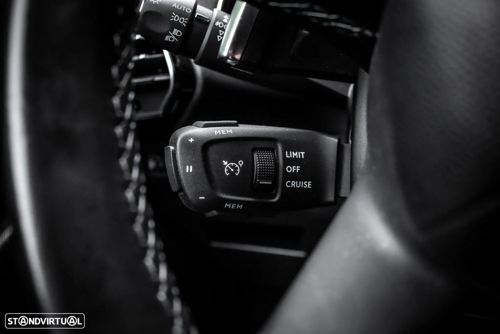 DS DS7 Crossback 1.5 BlueHDi So Chic EAT8 - 17