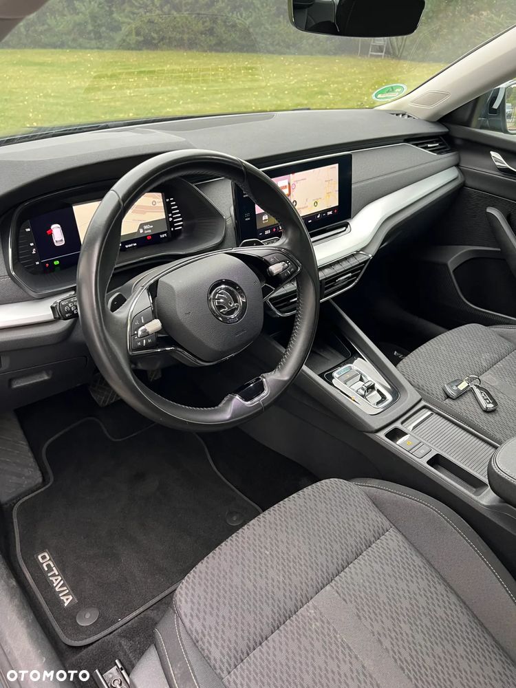 Skoda Octavia 2.0 TDI (Green tec) DSG Style - 9