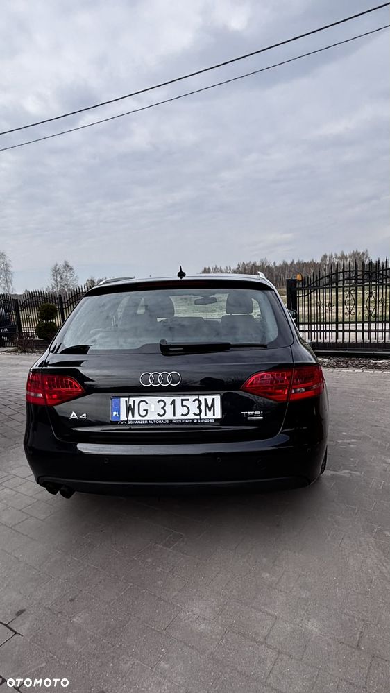 Audi A4 Avant - 8