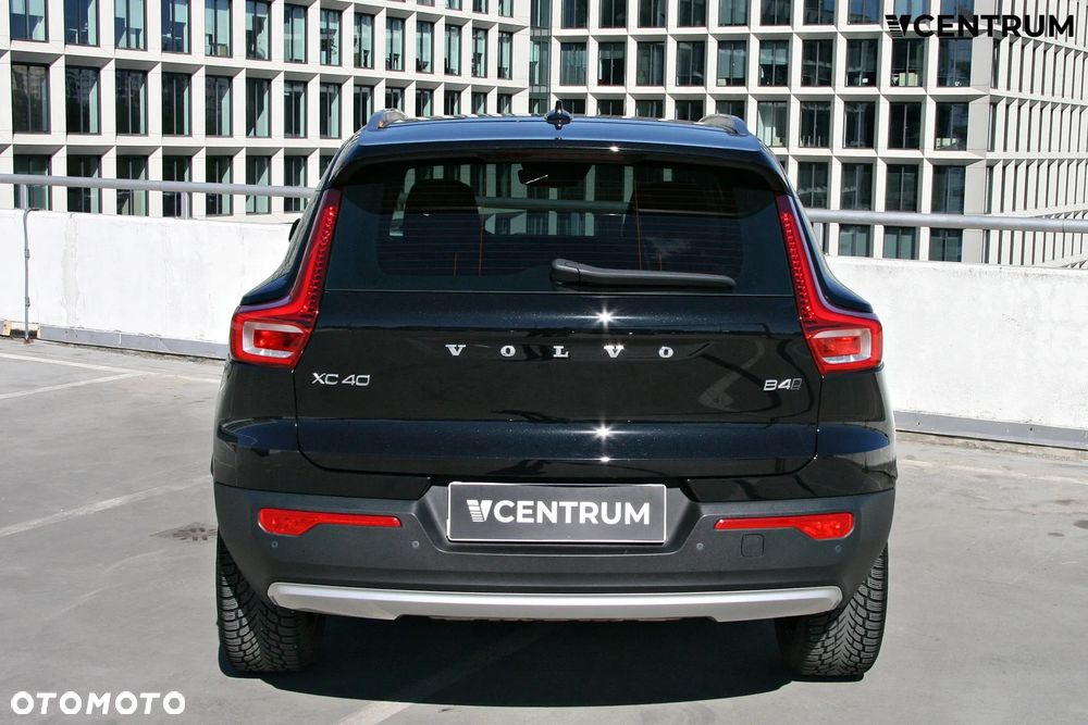 Volvo XC 40 B4 B AWD Inscription - 6