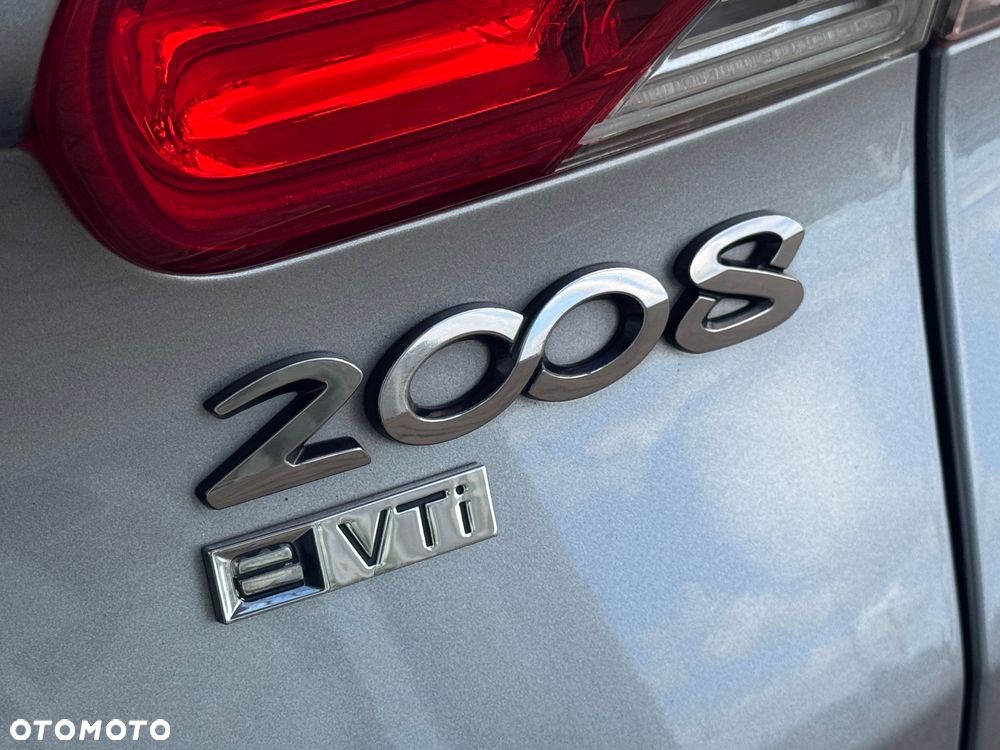 Peugeot 2008 PureTech 82 ETG5 STOP&START Allure - 19
