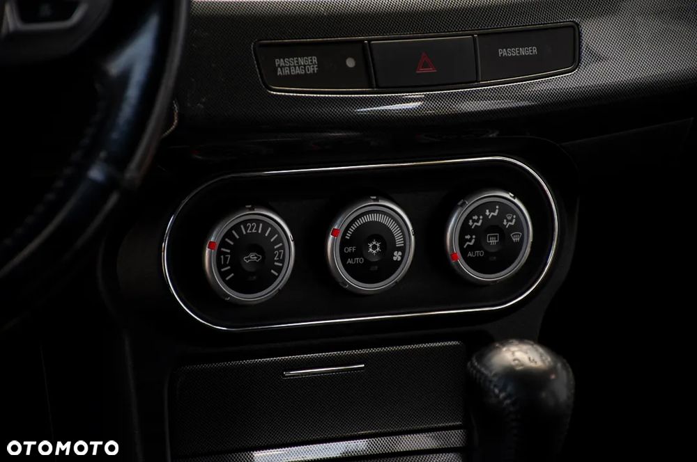 Mitsubishi Lancer 1.8 Intense - 32