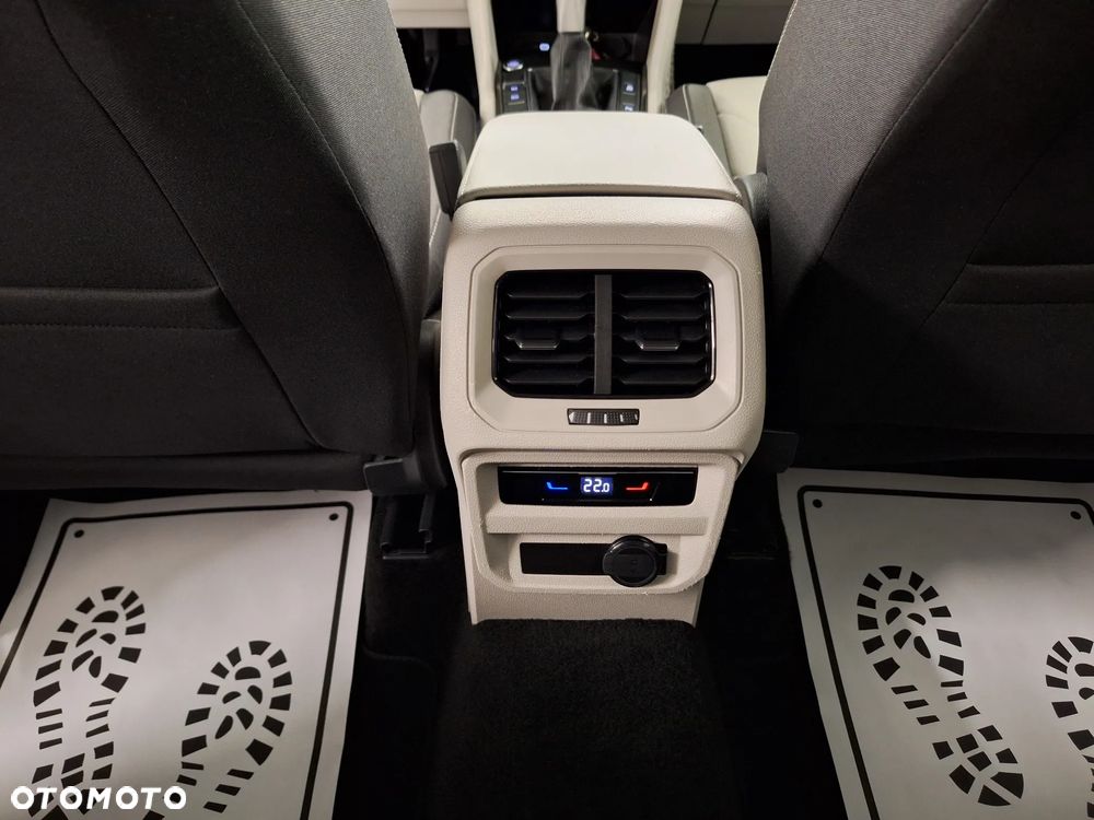 Volkswagen Tiguan 2.0 TDI SCR 4MotION DSG Elegance - 25