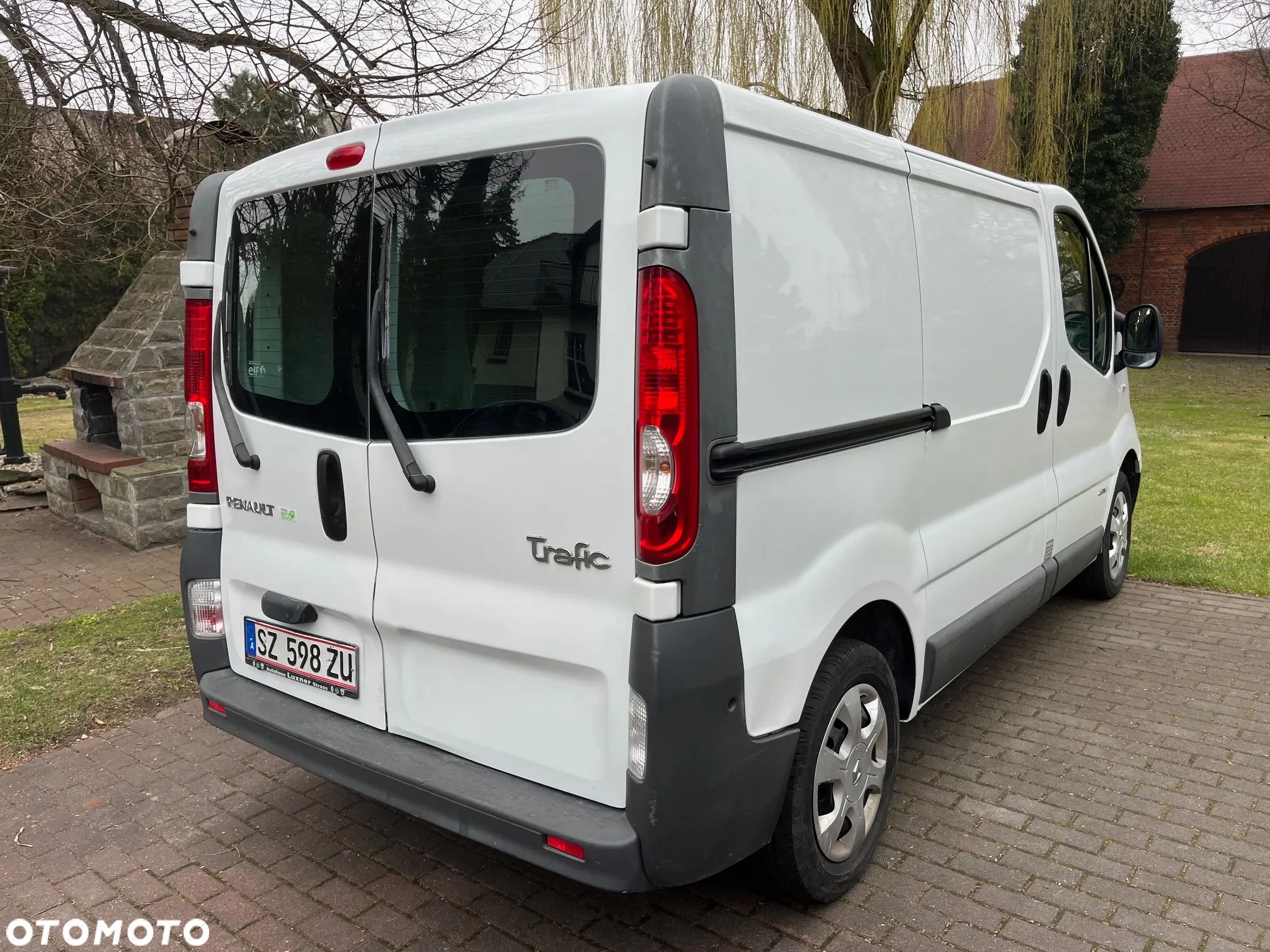 Renault Trafic - 1