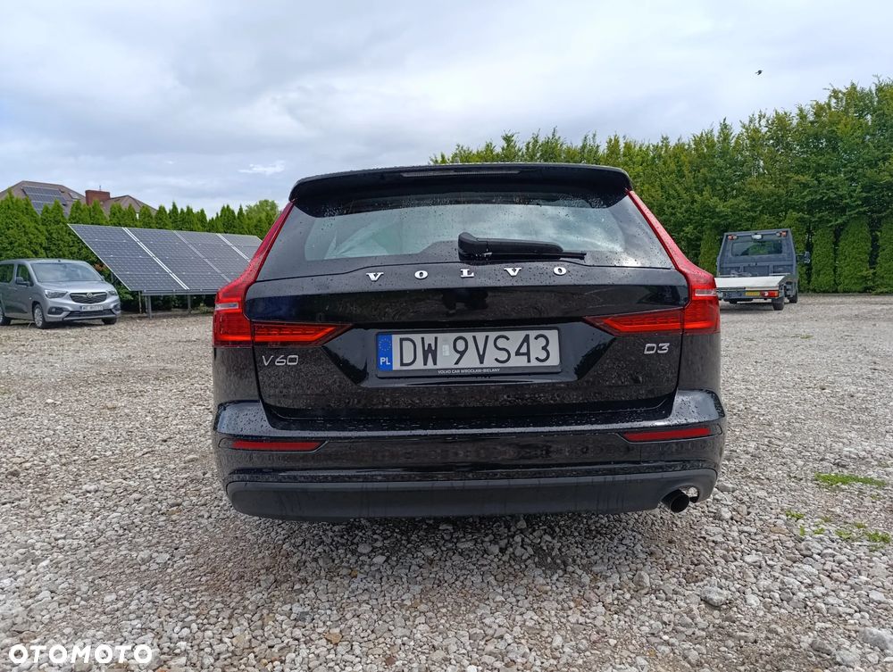 Volvo V60 D3 Momentum Pro - 12