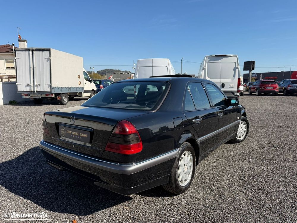 Mercedes-Benz C 200 D Sport - 3