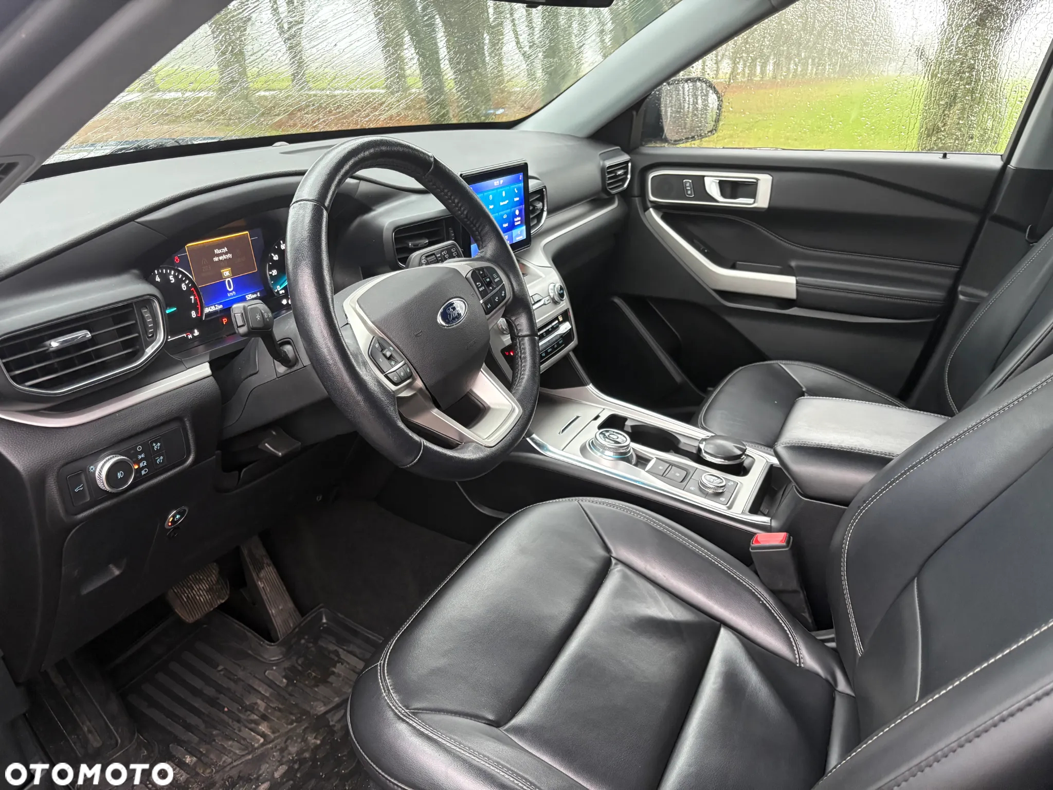 Ford Explorer - 12