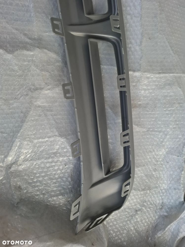 MG ZS EV Spoiler Dokładka Zderzaka Przód 10422032 - 5