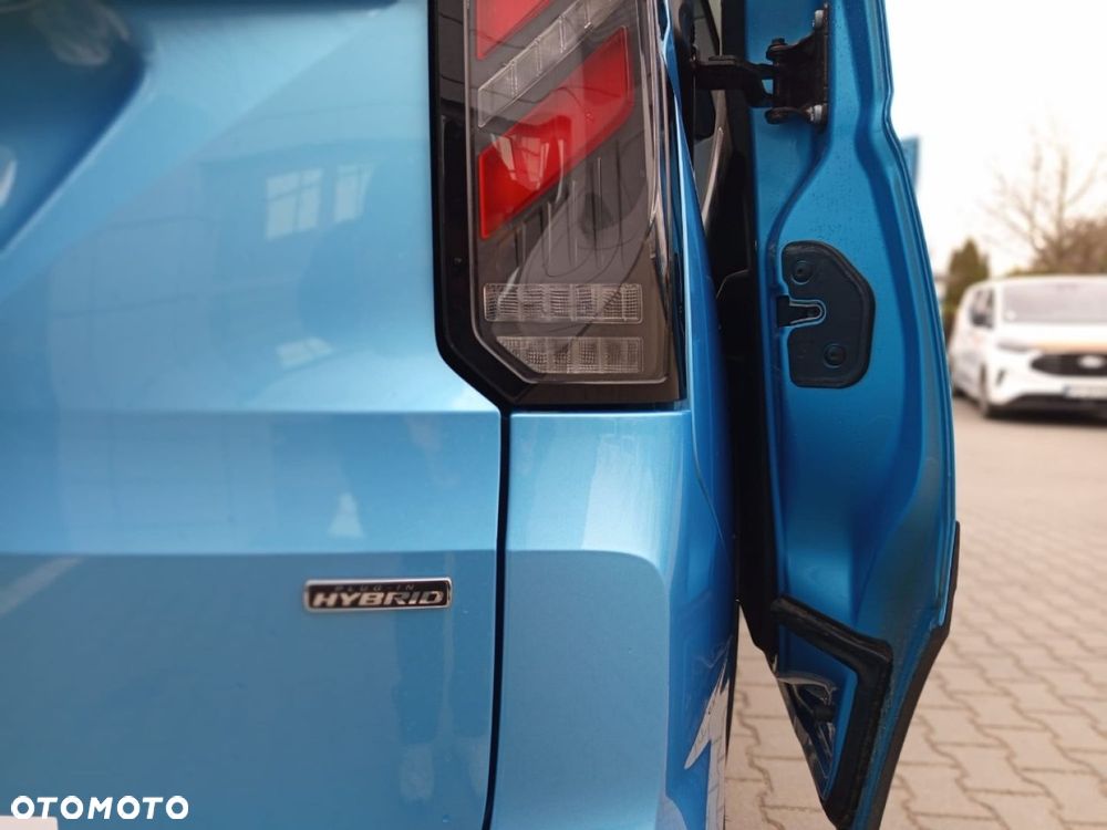 Ford Tourneo Connect Grand - 31