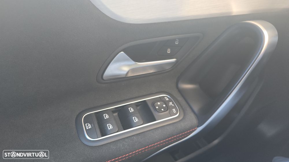 Mercedes-Benz A 180 Limousine d AMG Line Aut. - 26