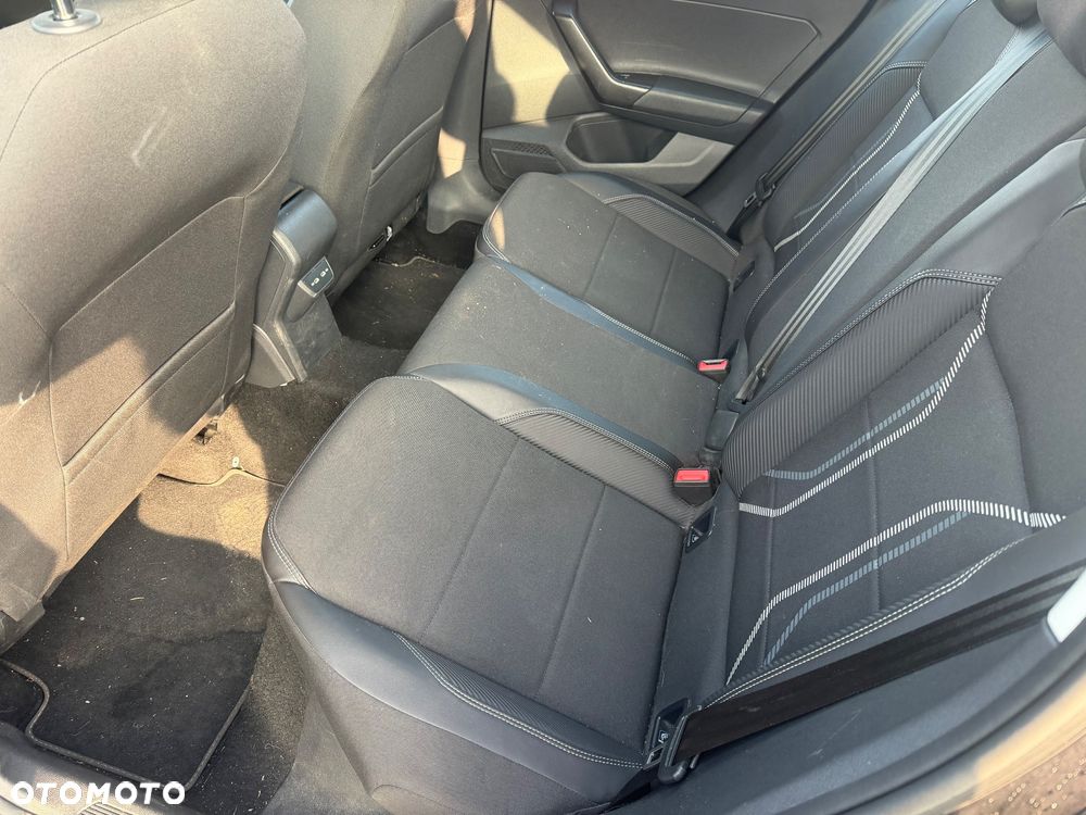 Volkswagen Taigo 1.5 TSI OPF DSG Style - 9