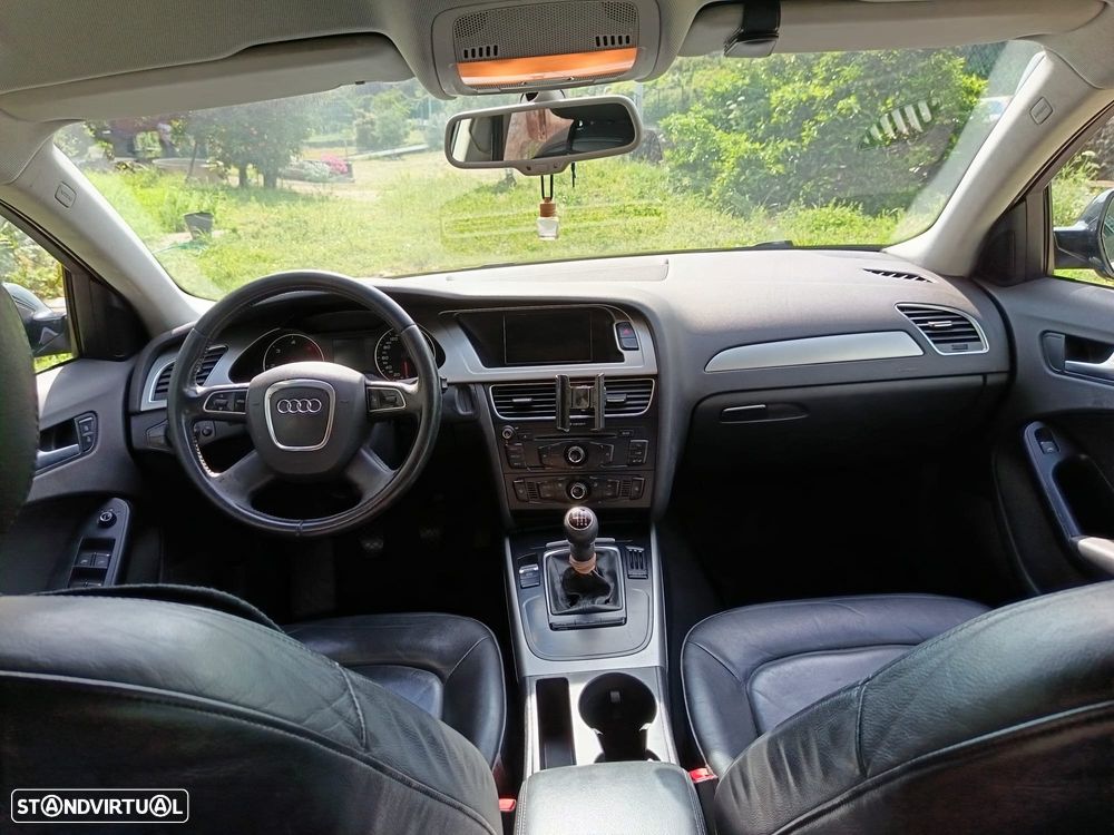 Audi A4 Avant 2.0 TDi - 13