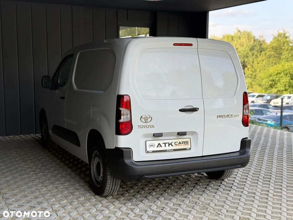 Toyota Proace City - 10