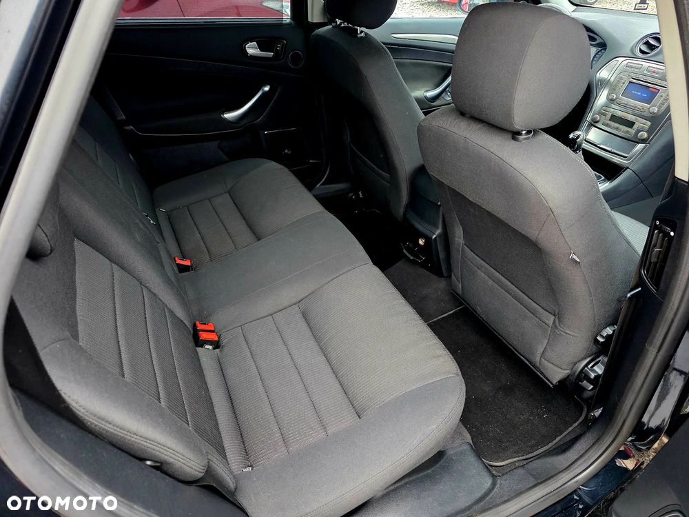 Ford Mondeo - 19