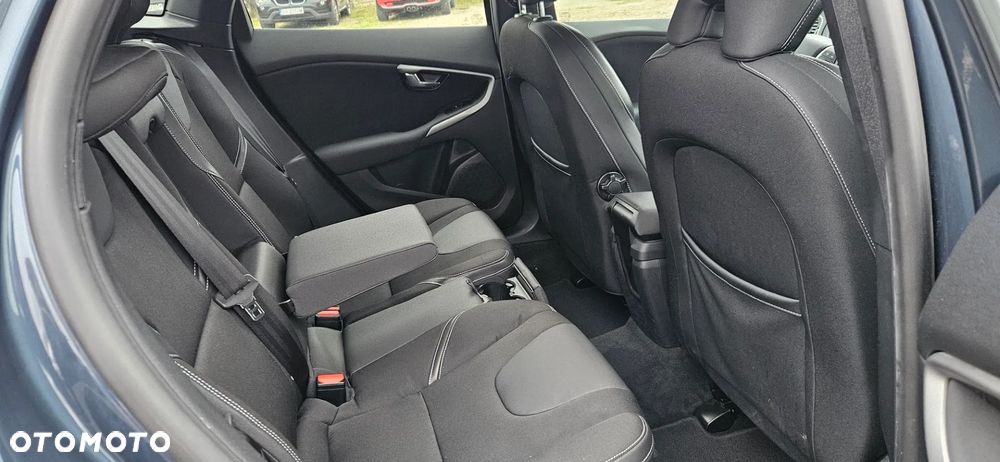 Volvo V40 D2 Geartronic - 22