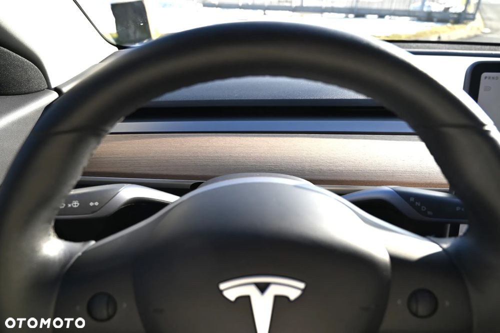 Tesla Model 3 Long Range AWD - 28