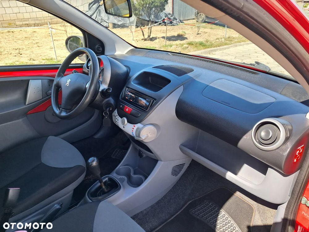 Peugeot 107 70 Filou - 11