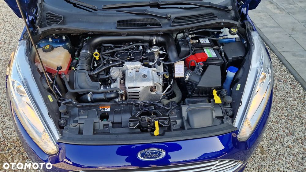 Ford Fiesta 1.0 EcoBoost S&S TITANIUM - 36