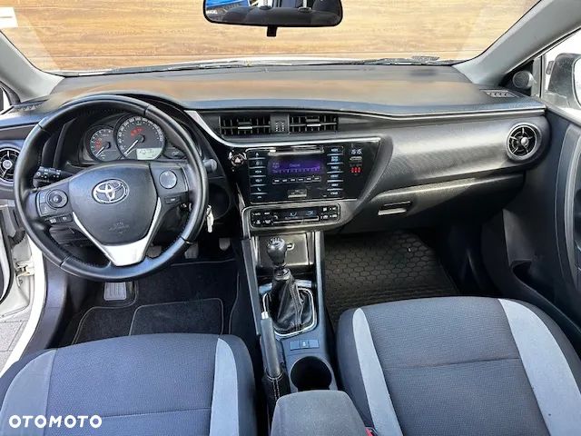 Toyota Auris 1.33 VVT-i Active - 8