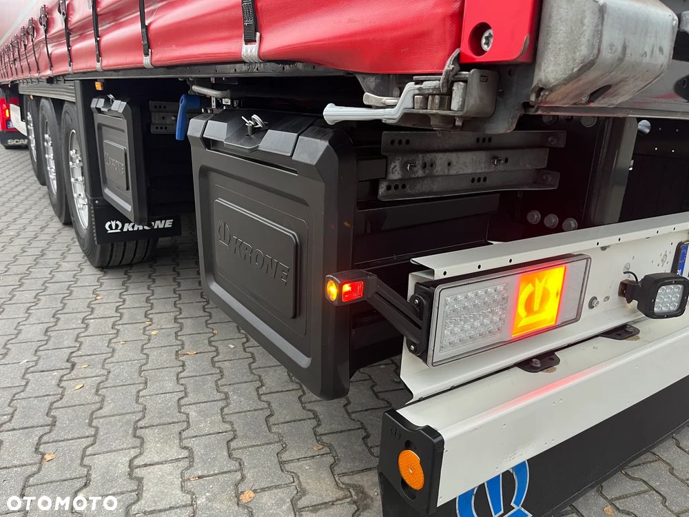 Krone FIRANKA//STANDARD//OŚ PODNOSZONA//2023//SUPER STAN - 17