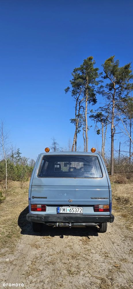 Volkswagen Transporter - 5