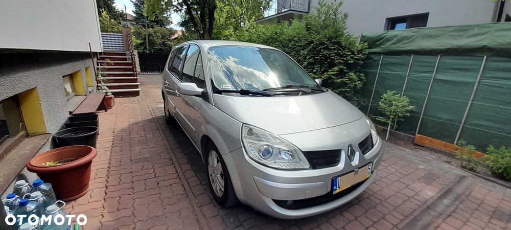 Renault Scenic - 2