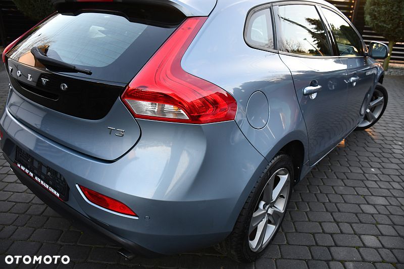 Volvo V40 T3 Drive-E Momentum - 32