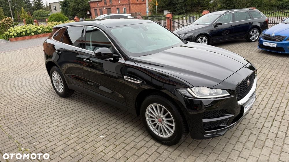 Jaguar F-Pace - 15