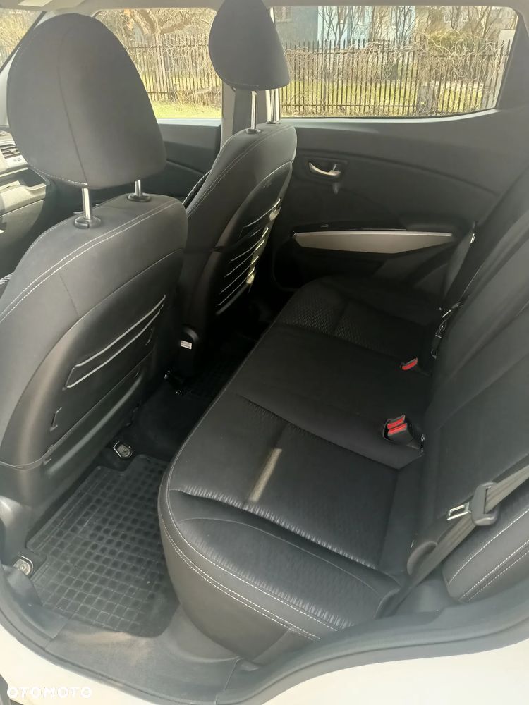 SsangYong/KGM Tivoli 1.6 Quartz - 14