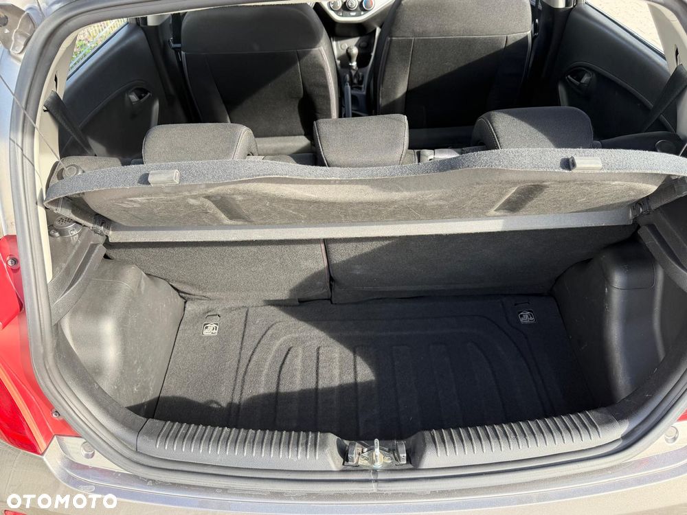 Kia Picanto - 17