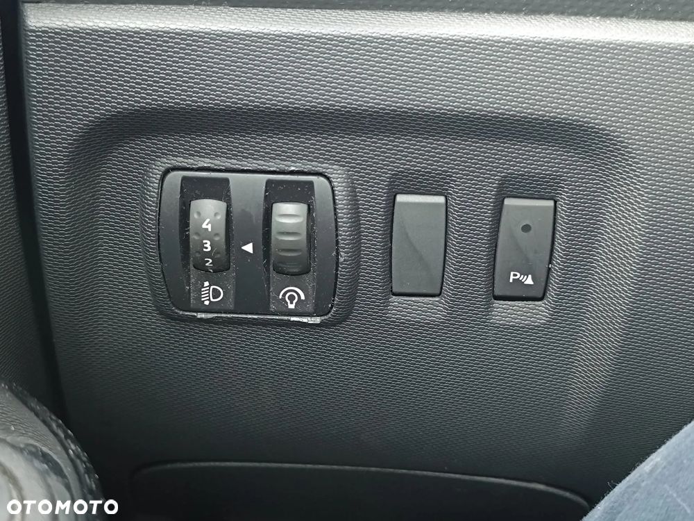 Renault Captur 1.5 dCi Energy Limited EDC - 16