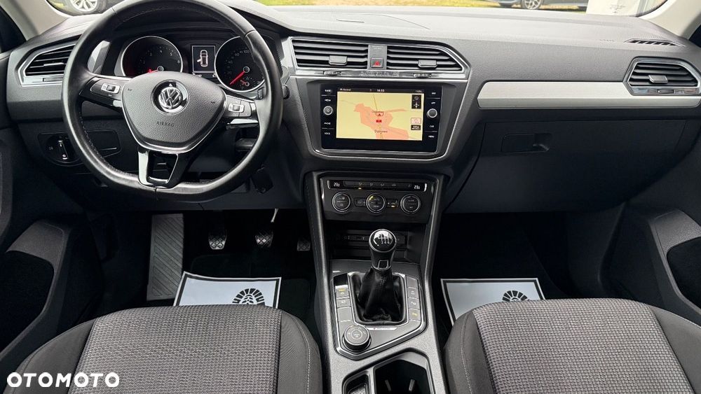 Volkswagen Tiguan - 21