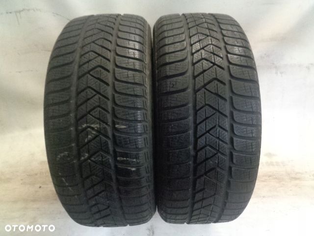 PIRELLI WINTER SOTTOZERO 3 225/45R18 95V XL - 1