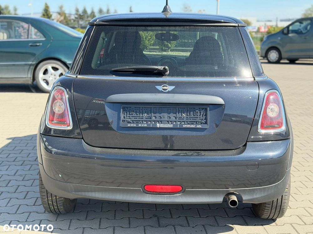 MINI ONE Standard - 9