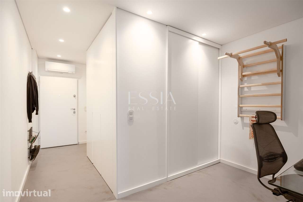 Apartamento T0 Mobilado com Jardim Privativo no Porto - Grande imagem: 3/26