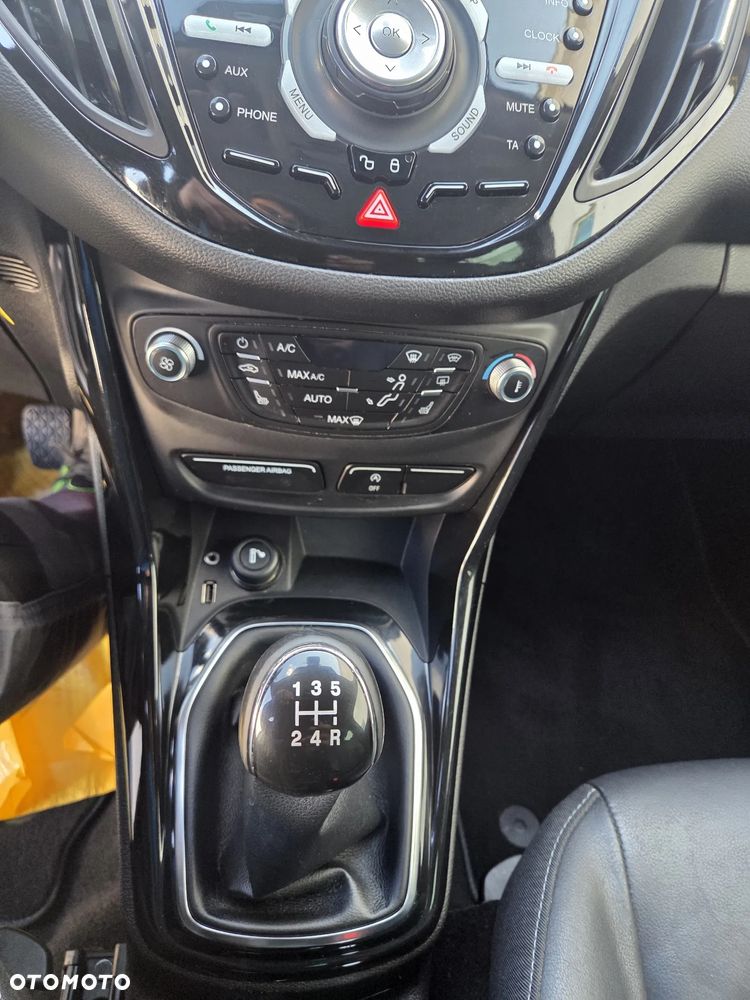 Ford B-MAX - 11