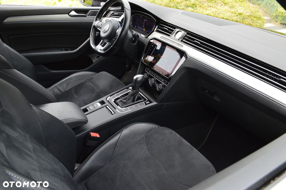 Volkswagen Arteon 2.0 TSI DSG R-Line - 22