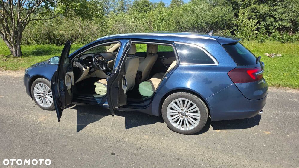 Opel Insignia - 8