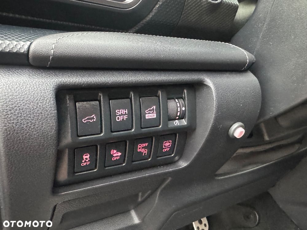 Subaru Forester 2.0ie Lineartronic Edition Black Platinum - 11